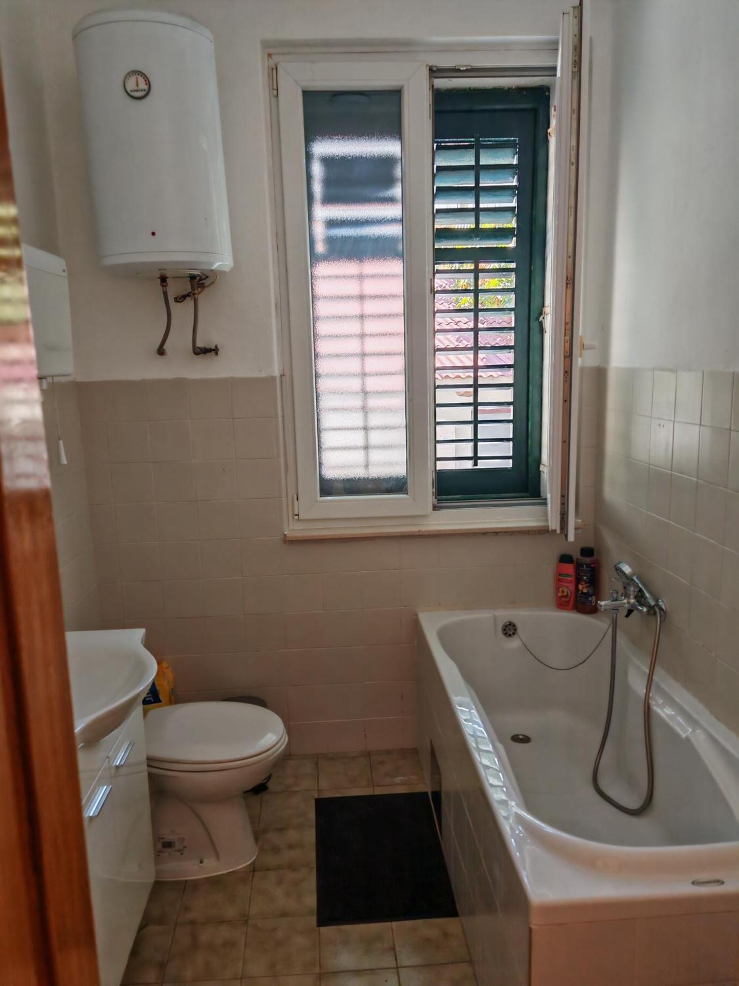 Apartment Apartman Kostela